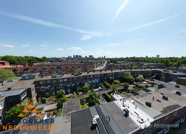 Luchtfoto van daken en dakgoten in Nederweert Luchtfoto van daken en dakgoten in Nederweert